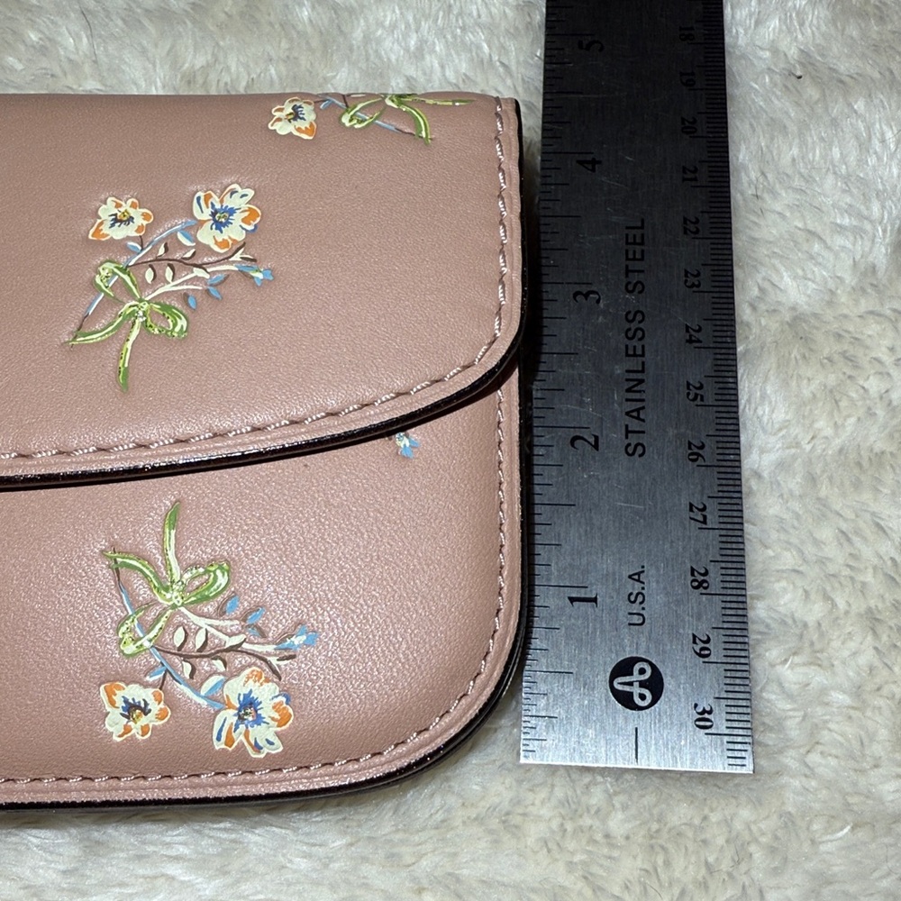 Coach Clutch 1941 Floral Bow Print - Picture 5 of 11